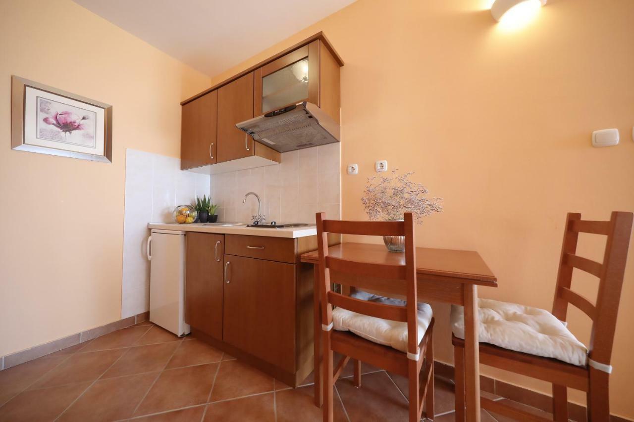 Apartments Villa Marnii Kozino ภายนอก รูปภาพ